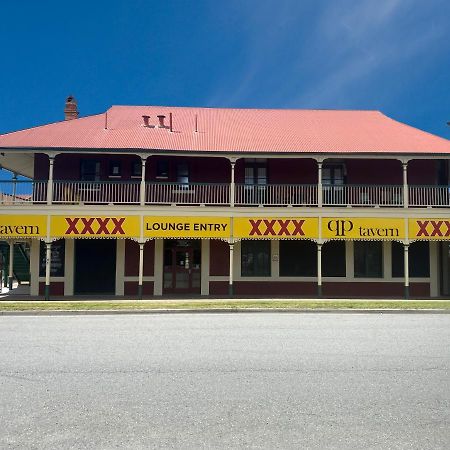 Queensport Tavern And Motel Brisbane Extérieur photo